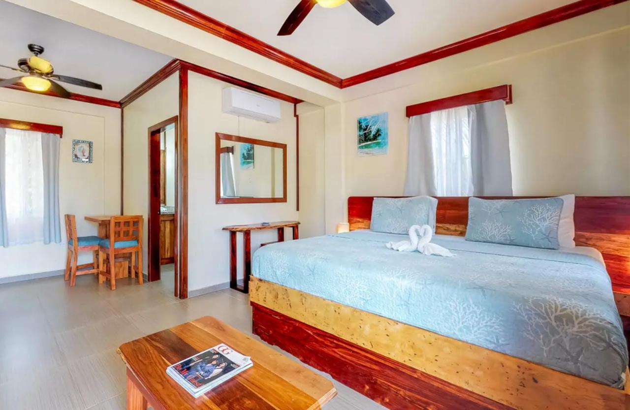 Sandy Feet Beach Resort Placencia ภายนอก รูปภาพ